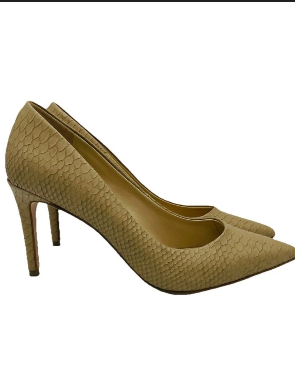 New Jessica Simpson Pump in Tan Carpena